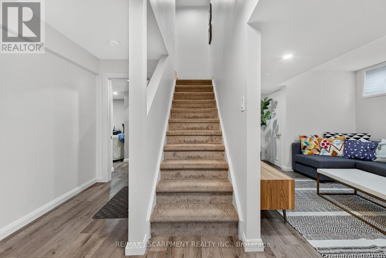 3 Jacqueline Boulevard, Hamilton, Ontario  L9B 2R1 - Photo 34 - X12576792