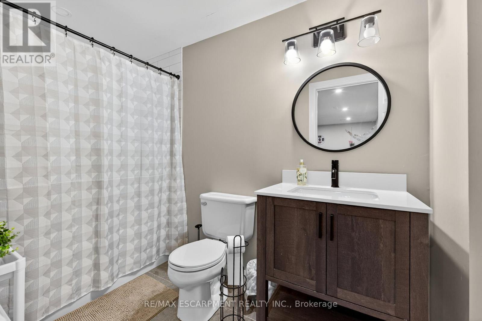 3 Jacqueline Boulevard, Hamilton, Ontario  L9B 2R1 - Photo 45 - X12576792