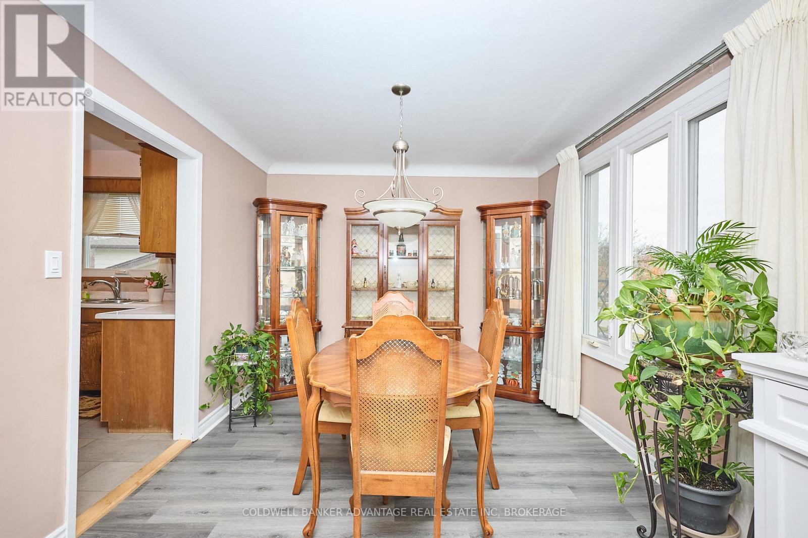 51 Westwood Crescent, Welland, Ontario  L3C 4R2 - Photo 10 - X12576870