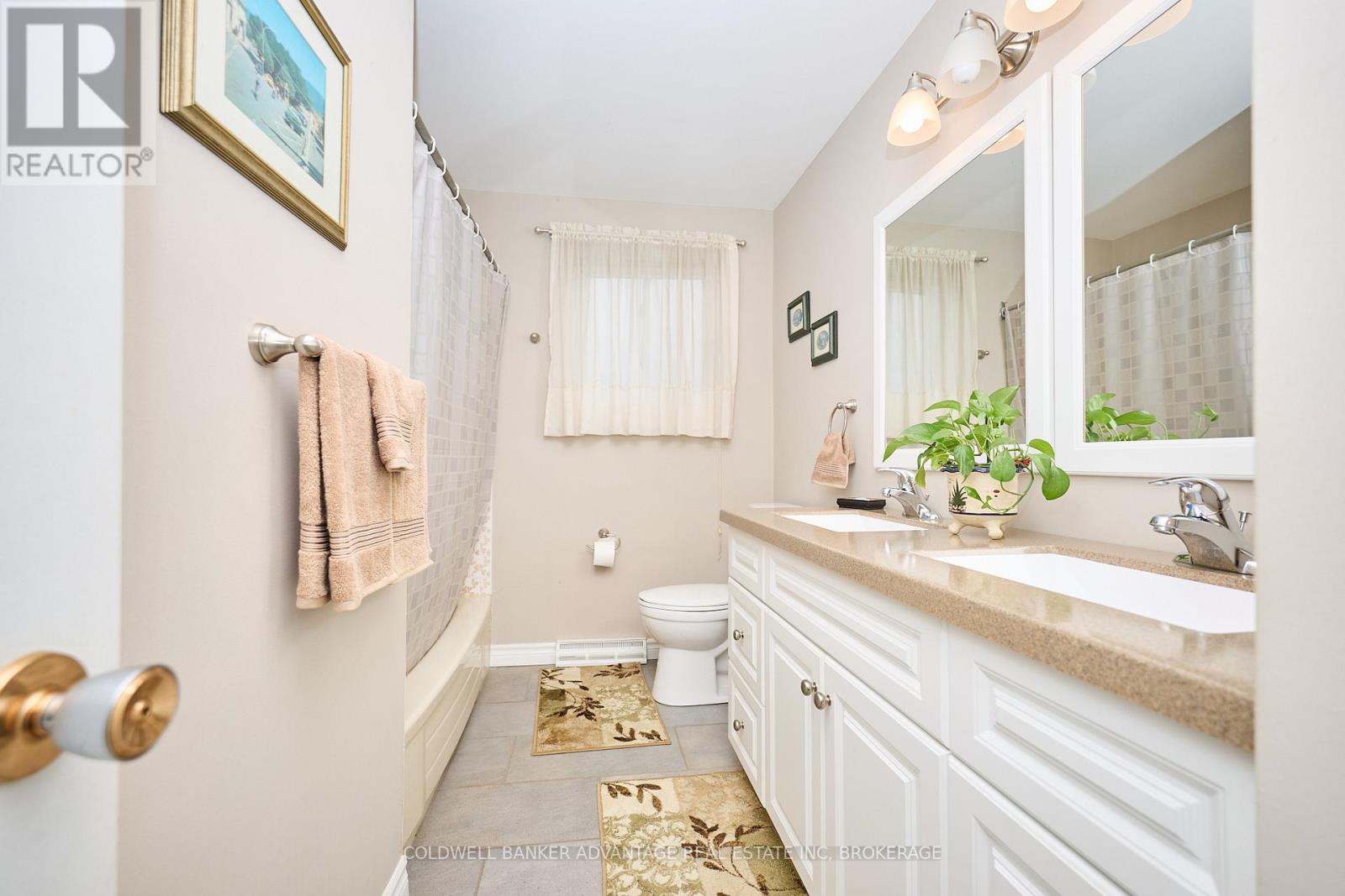 51 Westwood Crescent, Welland, Ontario  L3C 4R2 - Photo 28 - X12576870