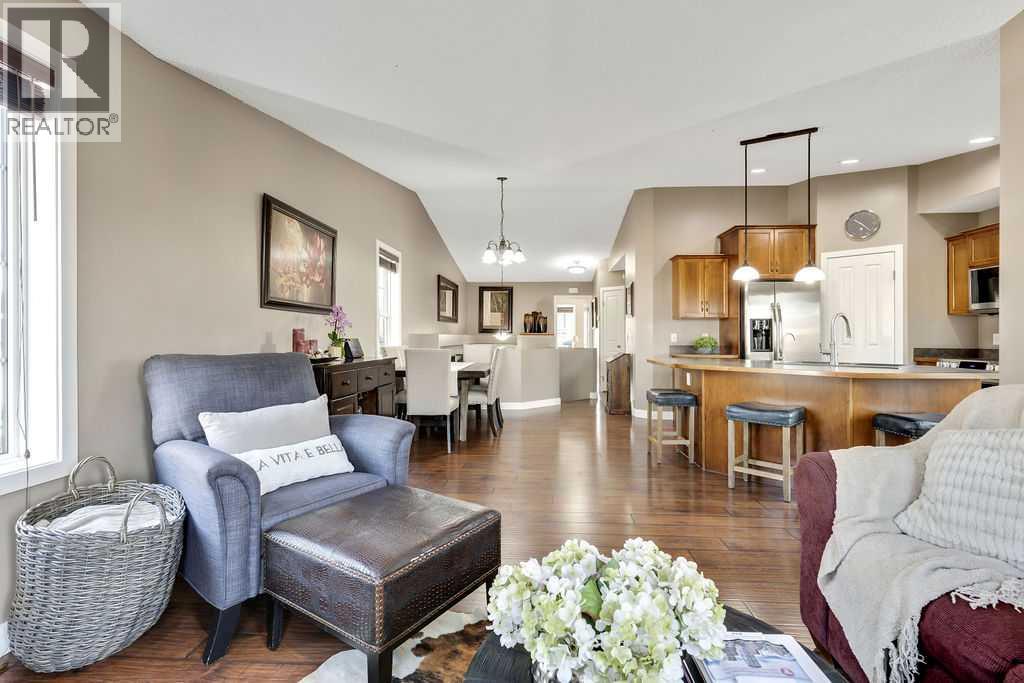 110 Covecreek Place Ne, Calgary, Alberta  T3K 0L4 - Photo 4 - A2255403