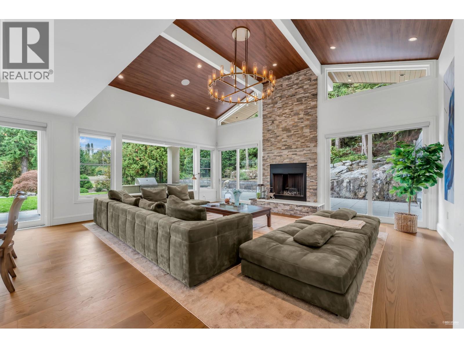 565 Robin Hood Road, West Vancouver, British Columbia  V7S 1T4 - Photo 14 - R3070099