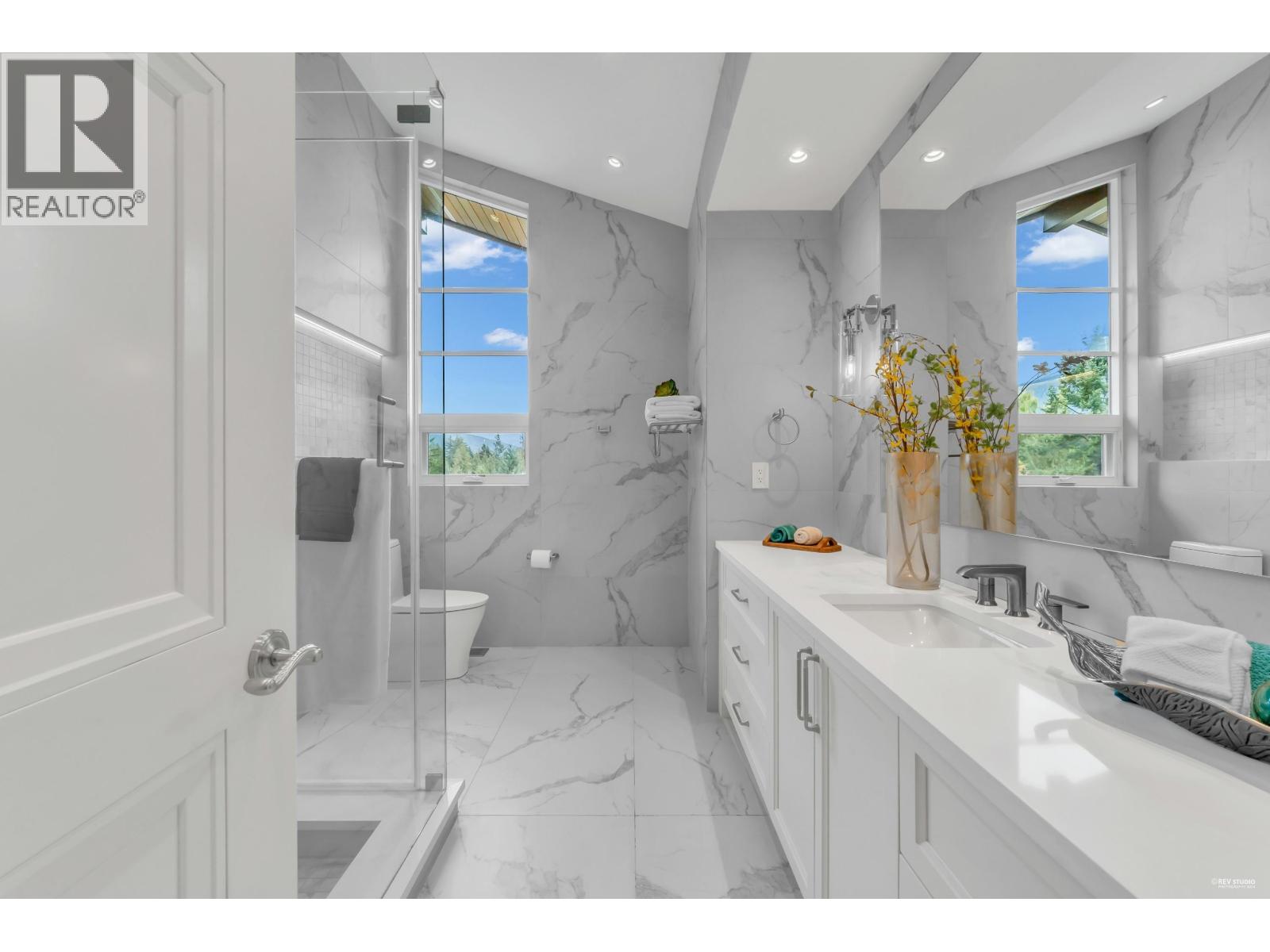 565 Robin Hood Road, West Vancouver, British Columbia  V7S 1T4 - Photo 29 - R3070099