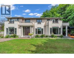 1835 MATHERS AVENUE, West Vancouver, British Columbia