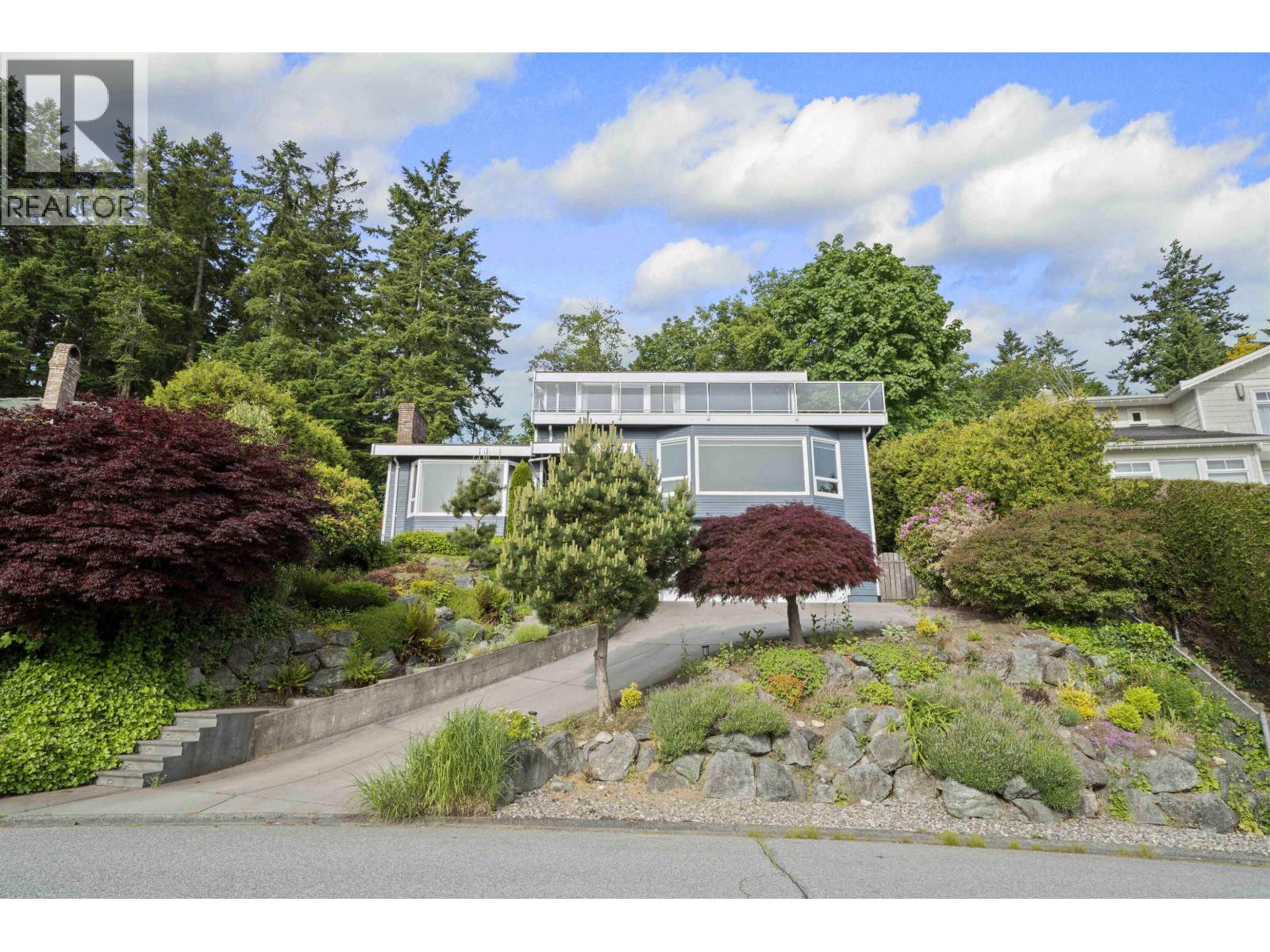 163 Woodland Drive, Tsawwassen, British Columbia  V4L 2H7 - Photo 1 - R3070102