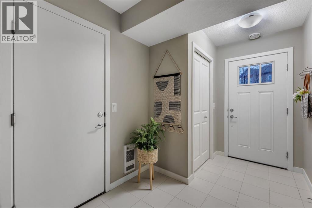 116 Copperstone Villas Se, Calgary, Alberta  T3Z 5E3 - Photo 5 - A2271768