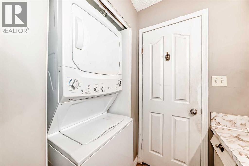 146 Dovertree Place Se, Calgary, Alberta  T2B 2K3 - Photo 26 - A2271840