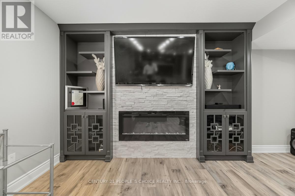 318 Laundon Terrace, Milton, Ontario L9T 7N9 - Photo 39 - W12576712