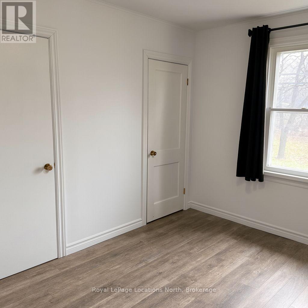 41 William Street, Meaford, Ontario  N4L 1H7 - Photo 11 - X12567802