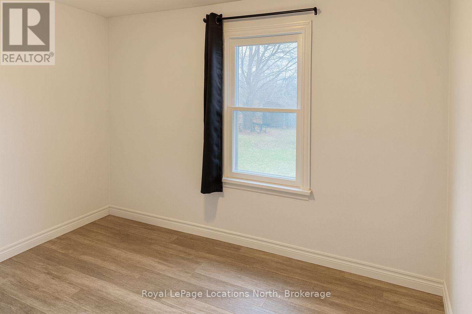 41 William Street, Meaford, Ontario  N4L 1H7 - Photo 12 - X12567802