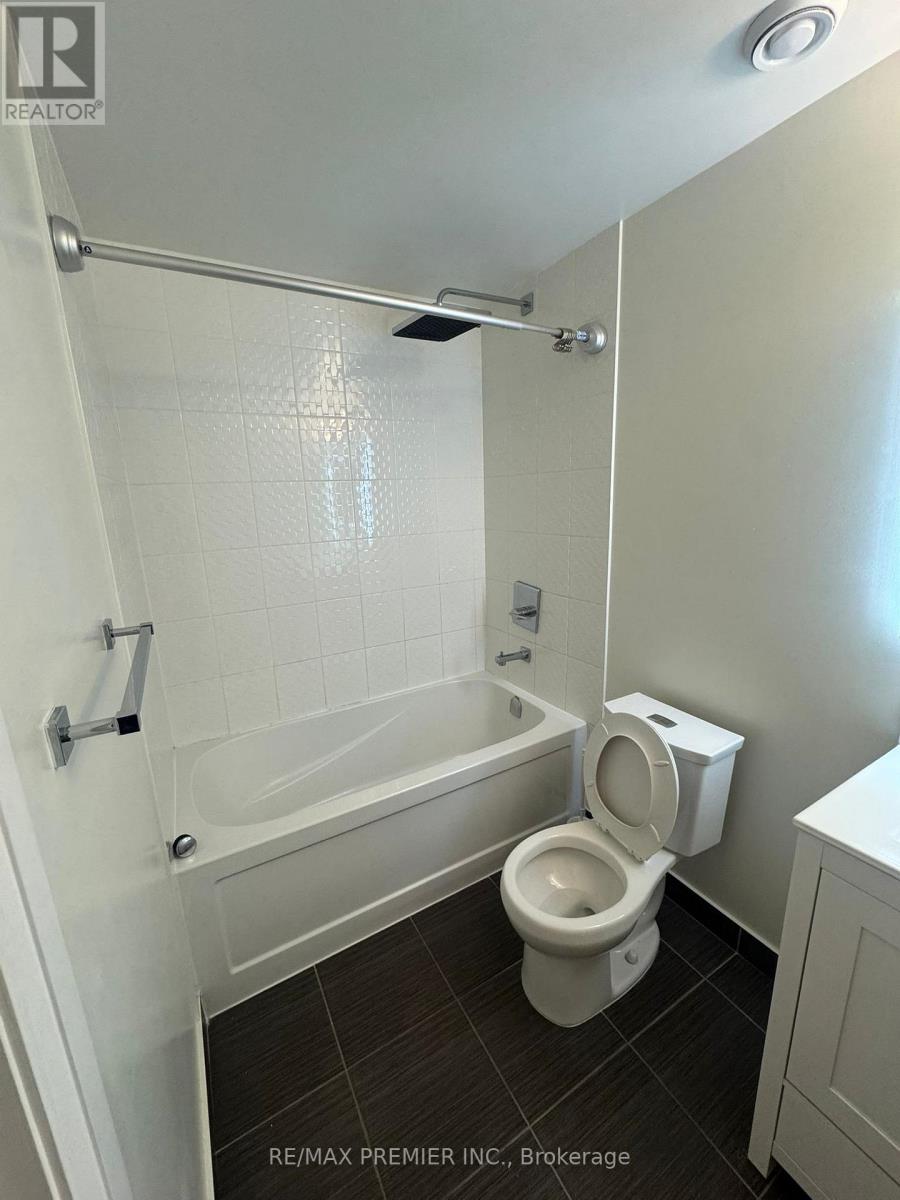 1411 - 7165 Yonge Street, Markham, Ontario  L3T 0C9 - Photo 12 - N12575334