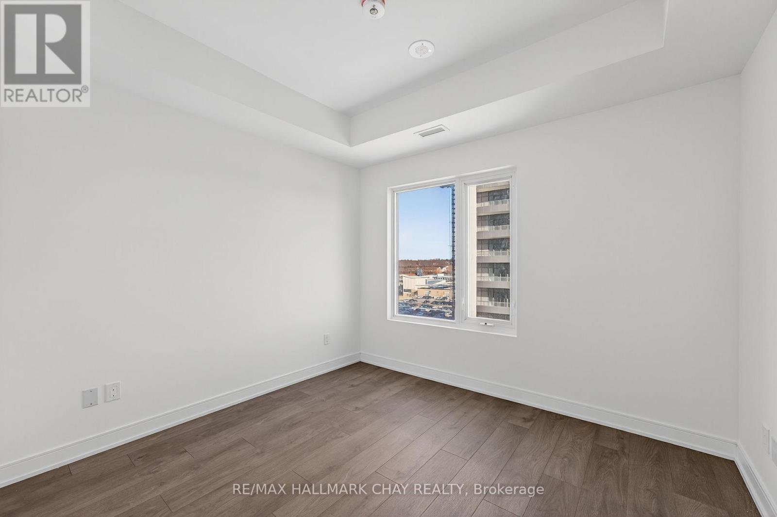 A908 - 715 Davis Drive, Newmarket, Ontario L3Y 0J2 - Photo 10 - N12576528