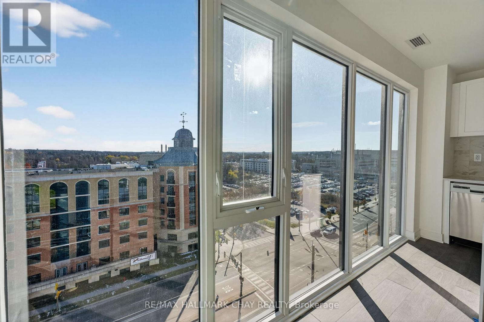 A908 - 715 Davis Drive, Newmarket, Ontario L3Y 0J2 - Photo 14 - N12576528