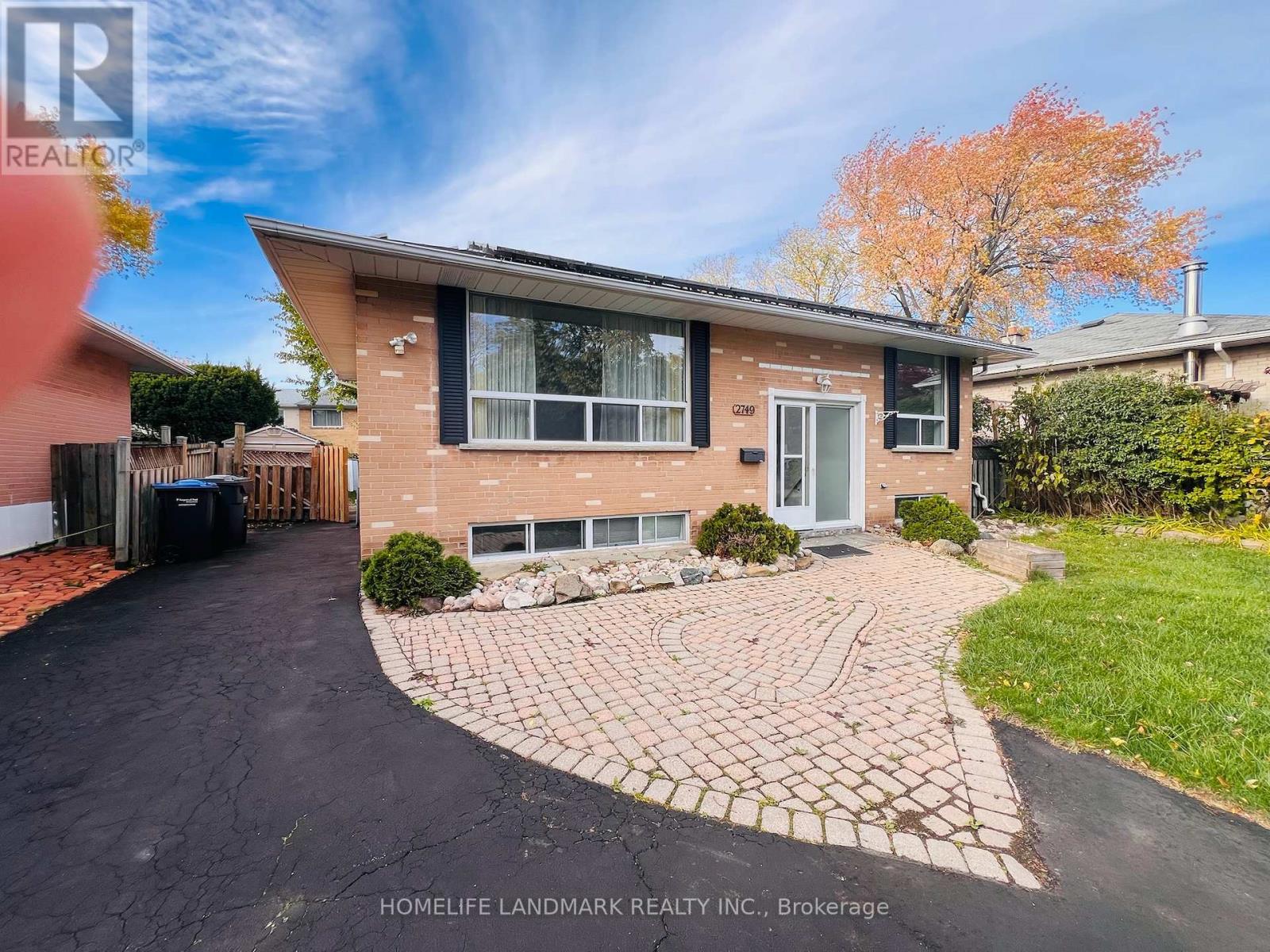 2749 TRUSCOTT DRIVE, Mississauga, Ontario