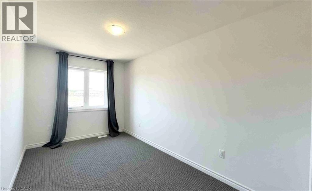 26 Bellhouse Avenue, Brantford, Ontario  N3T 0T7 - Photo 5 - 40790561