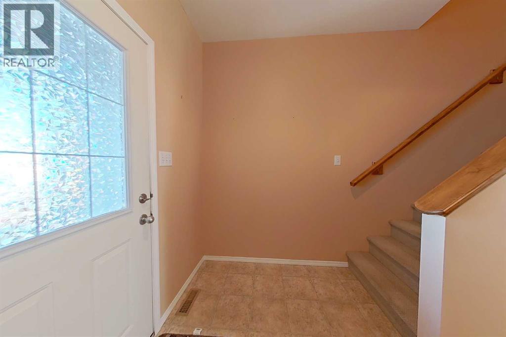 4, 295 Blackfoot Road W, Lethbridge, Alberta  T1K 8A6 - Photo 6 - A2265039