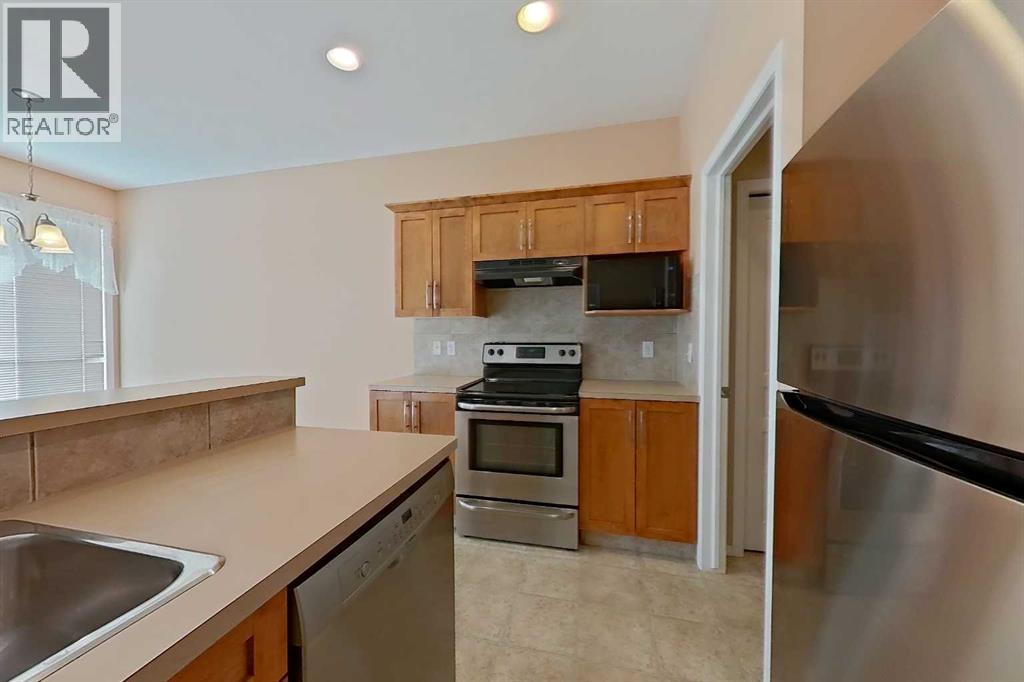 4, 295 Blackfoot Road W, Lethbridge, Alberta  T1K 8A6 - Photo 11 - A2265039