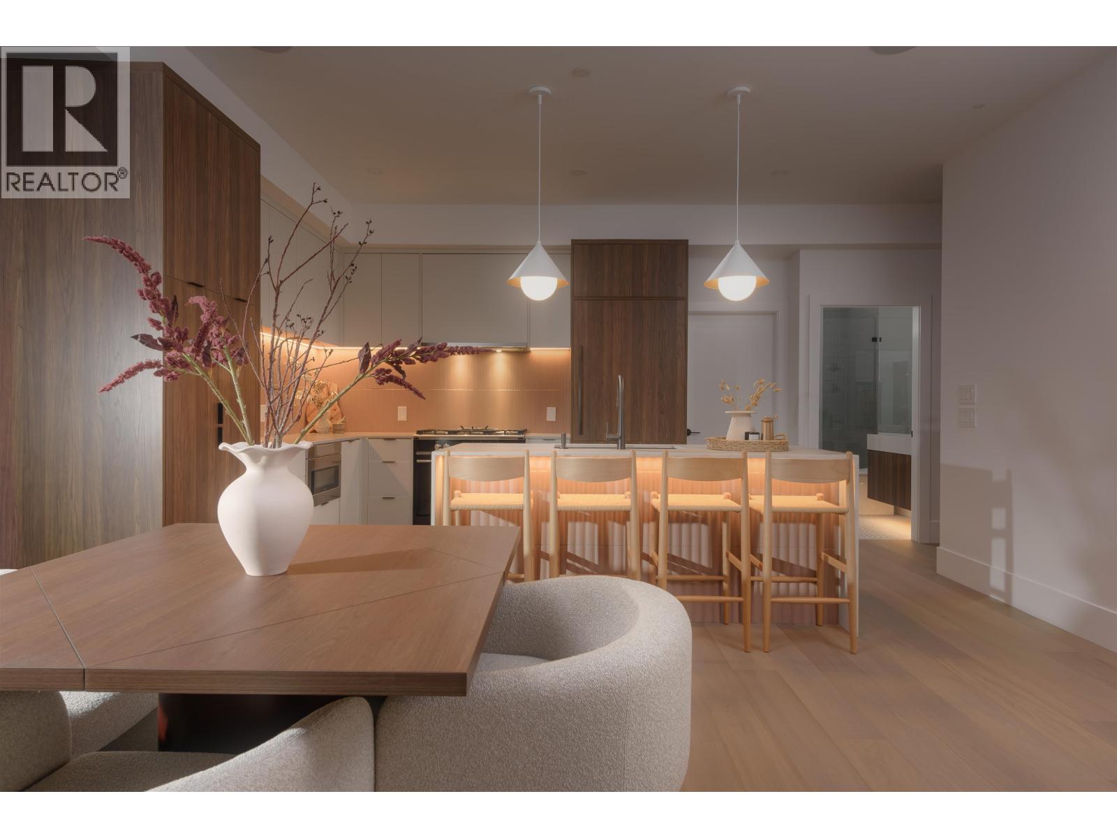 2 275 W 17th Avenue, Vancouver, British Columbia  V5Y 1Z9 - Photo 3 - R3069770