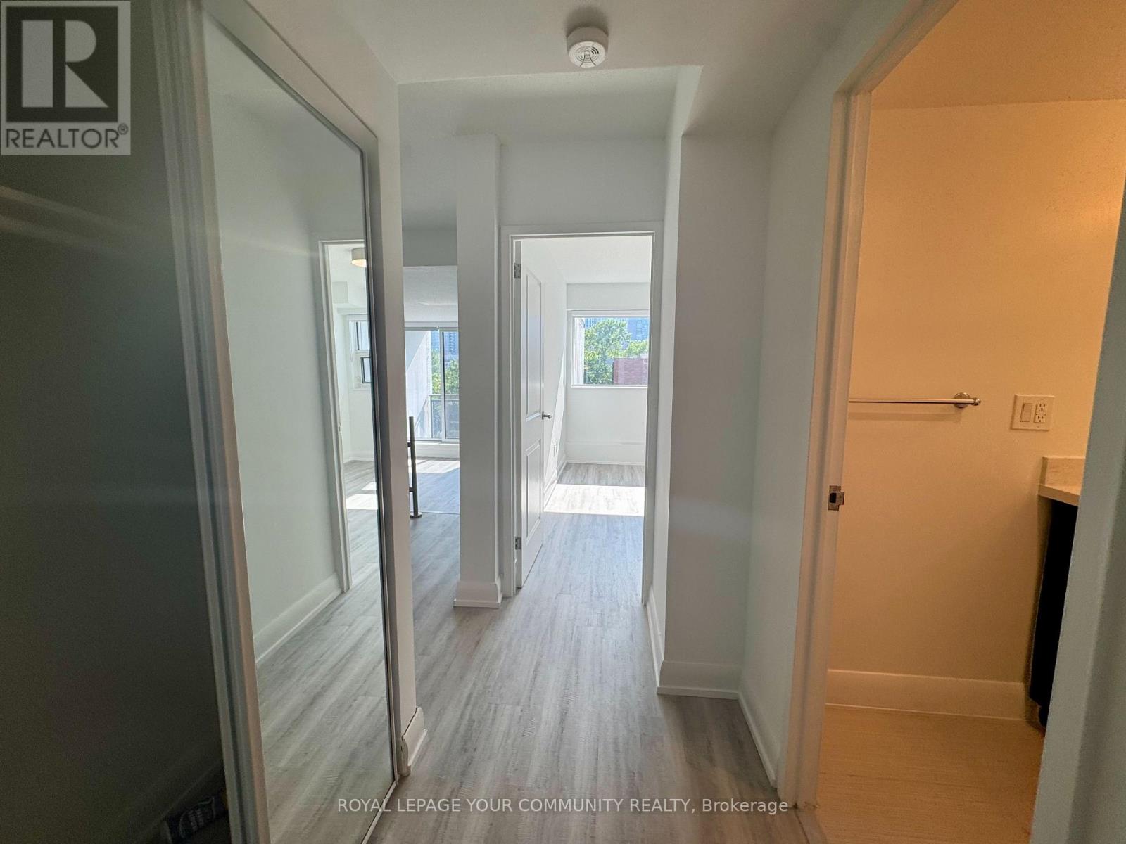 0605 - 191 Sherbourne Street, Toronto, Ontario  M5A 3X1 - Photo 2 - C12576826