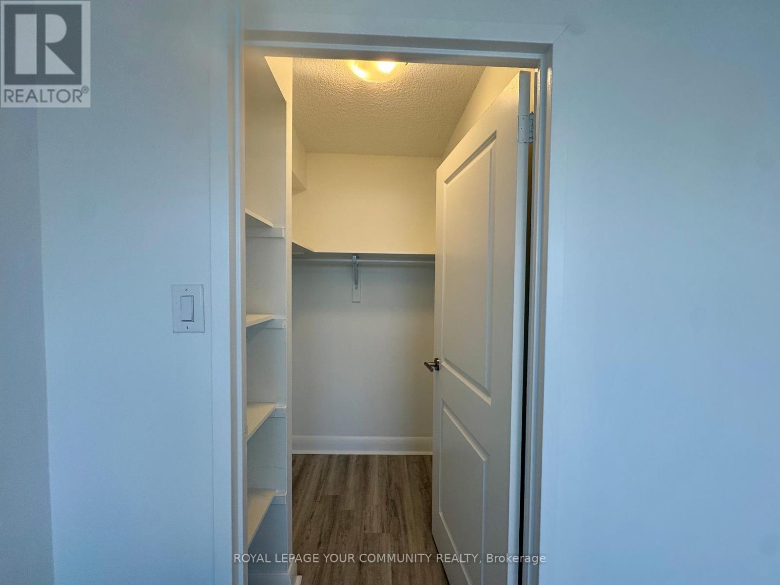 2106 - 201 Sherbourne Street, Toronto, Ontario  M5A 3X1 - Photo 14 - C12576832