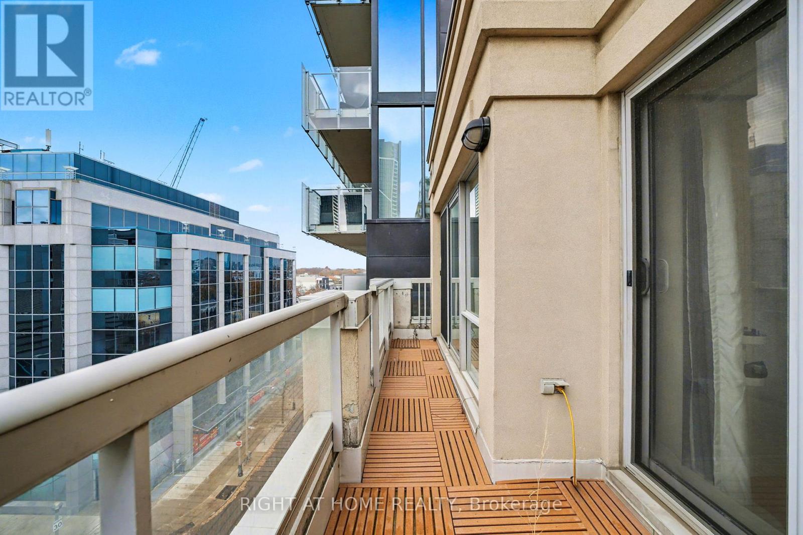 Lph13 - 15 Stafford Street, Toronto, Ontario  M5V 3X6 - Photo 12 - C12576856