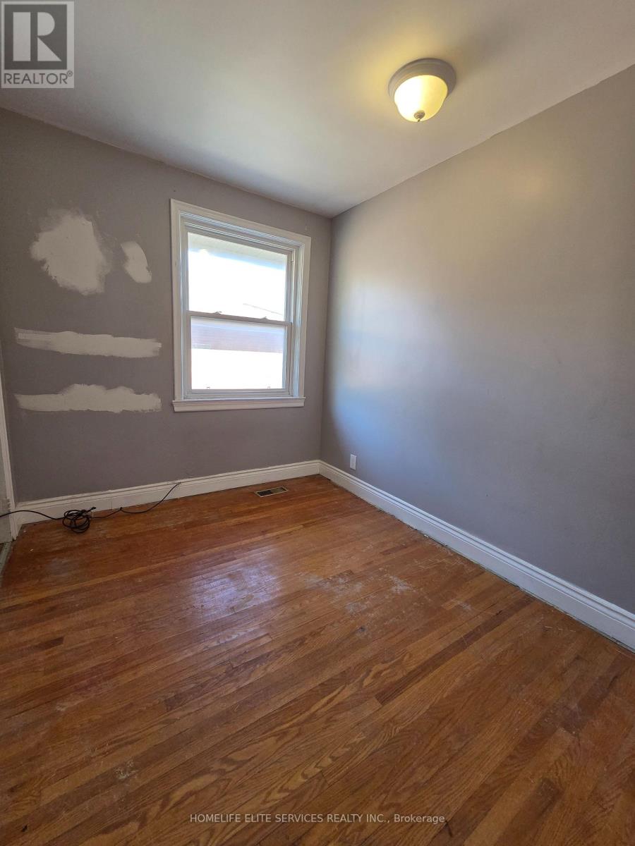 127 Budea Crescent, Toronto, Ontario  M1R 4W2 - Photo 10 - E12576812