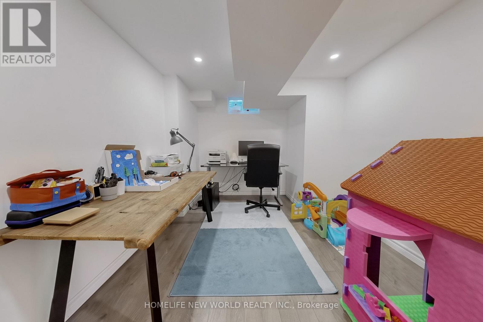 50 Ben Sinclair Avenue, East Gwillimbury, Ontario  L9N 0S2 - Photo 36 - N12576840