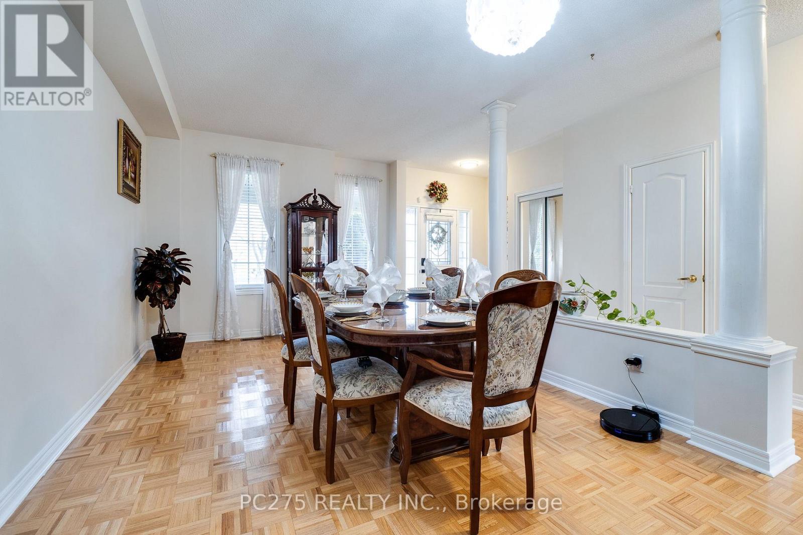 24 Wheatfield Drive, Vaughan, Ontario  L4H 2K7 - Photo 10 - N12576910