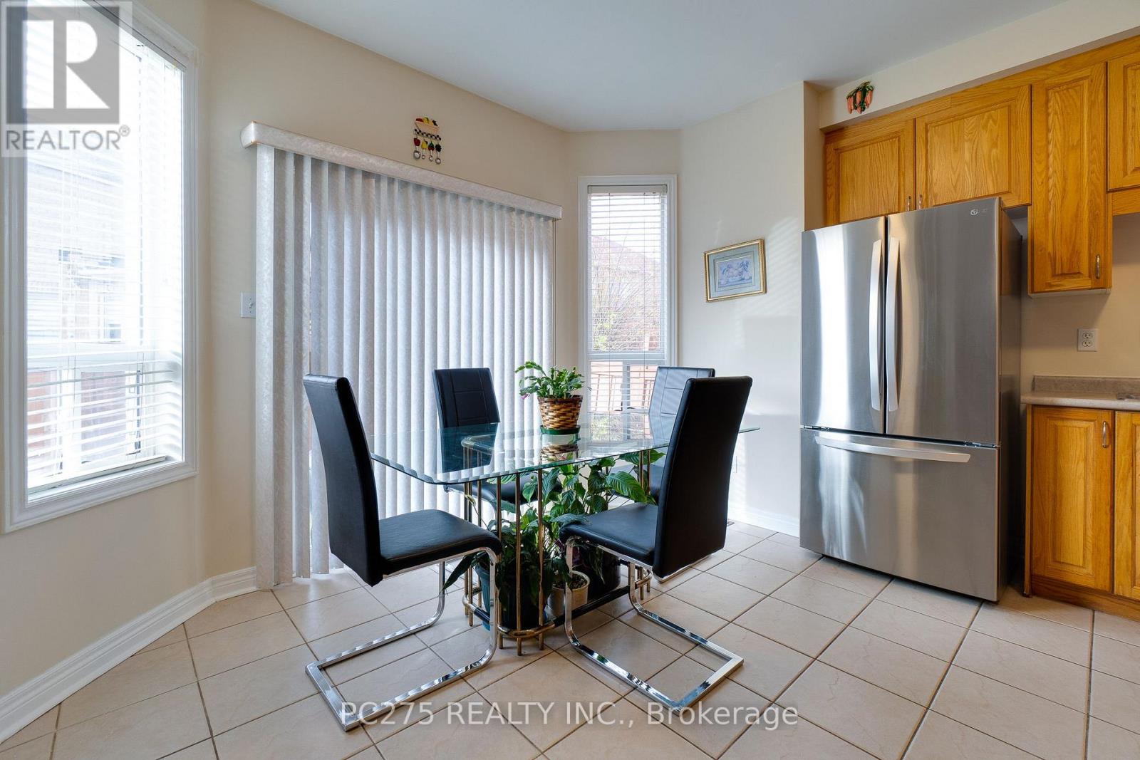 24 Wheatfield Drive, Vaughan, Ontario  L4H 2K7 - Photo 18 - N12576910
