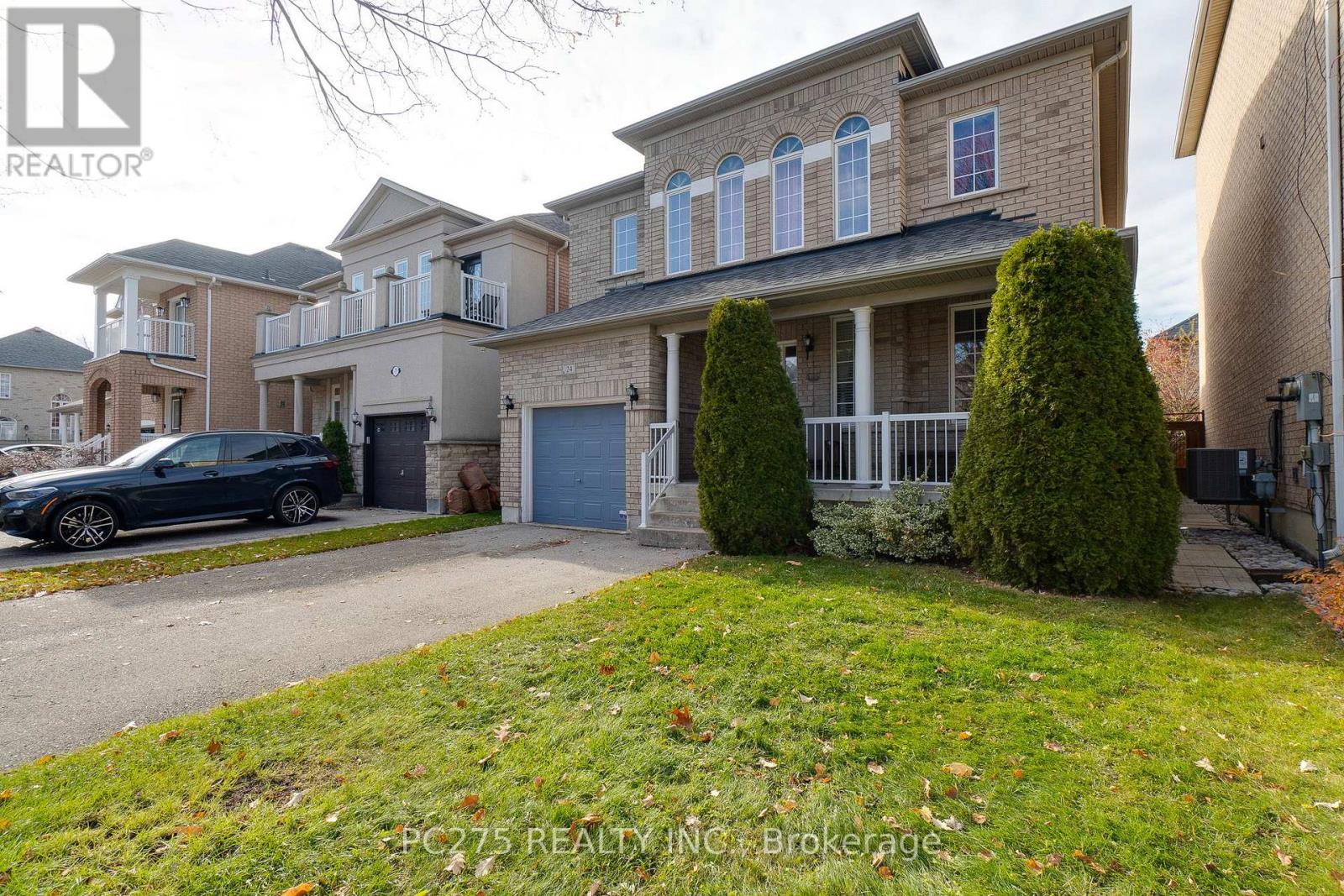 24 Wheatfield Drive, Vaughan, Ontario  L4H 2K7 - Photo 4 - N12576910