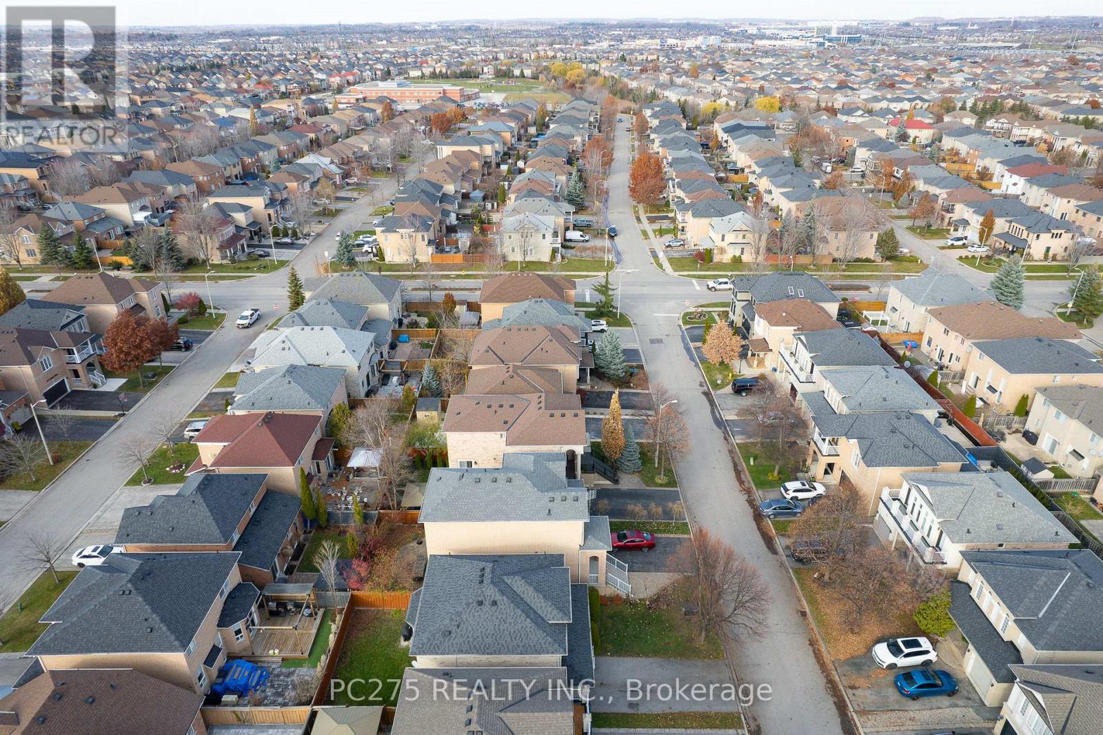 24 Wheatfield Drive, Vaughan, Ontario  L4H 2K7 - Photo 48 - N12576910