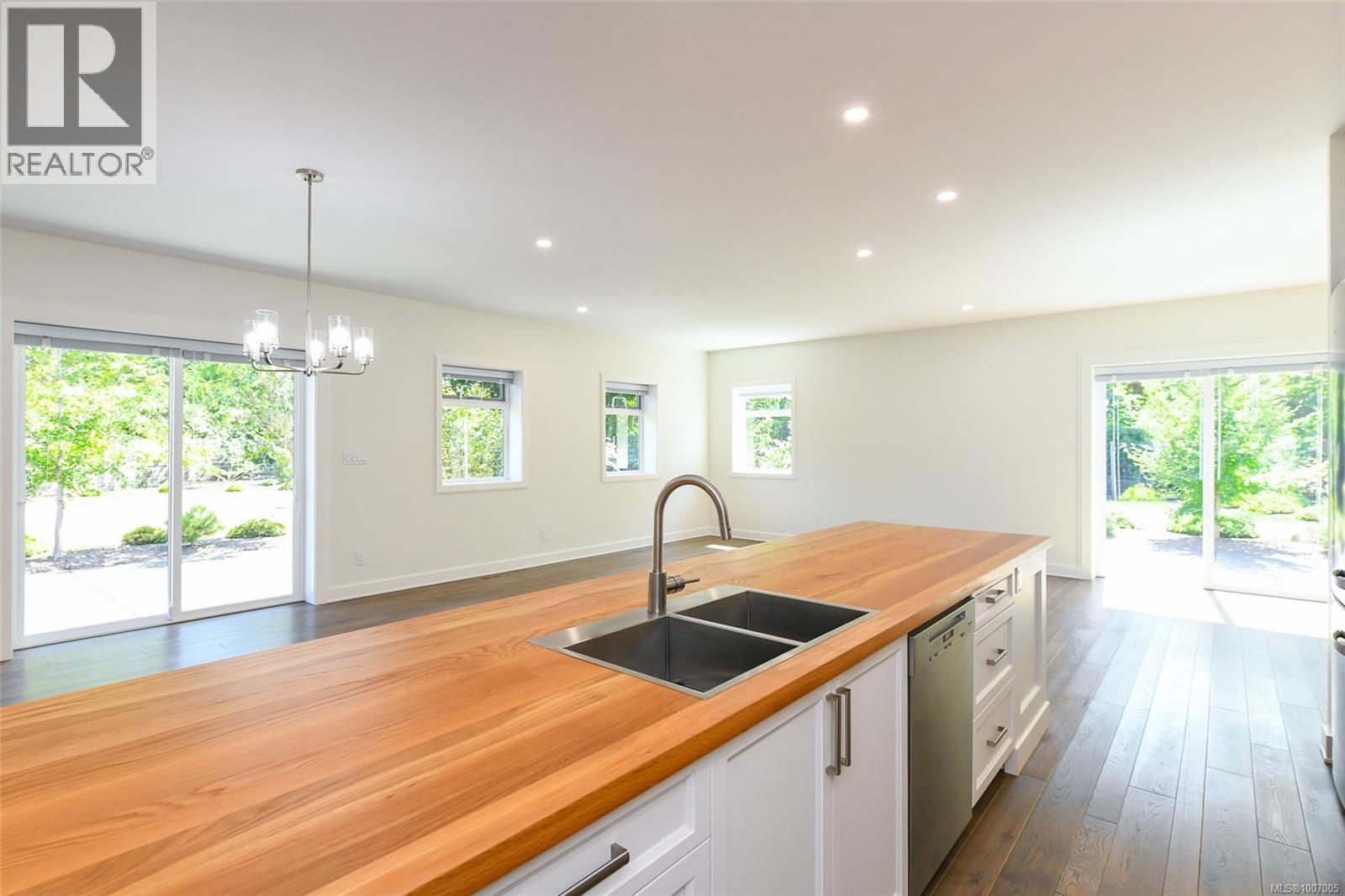 3767 Maple Lane, Royston, British Columbia  V0R 2V0 - Photo 36 - 1007005