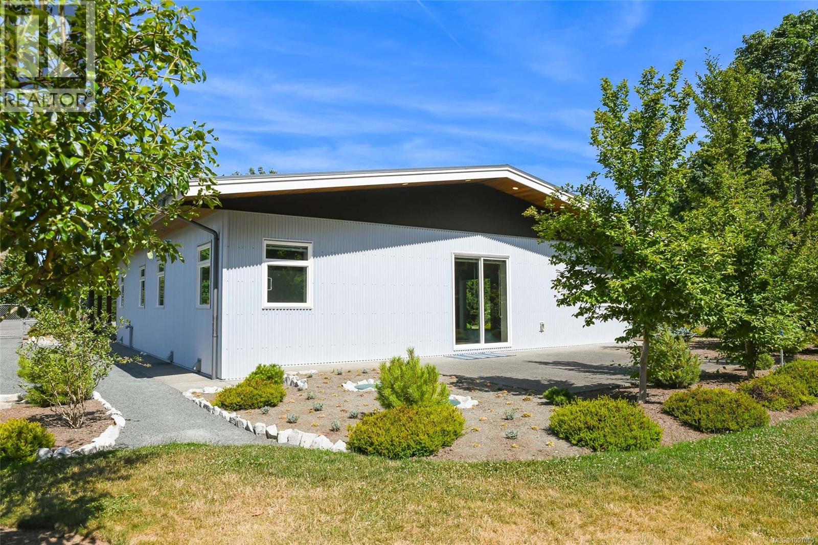 3767 Maple Lane, Royston, British Columbia  V0R 2V0 - Photo 69 - 1007005