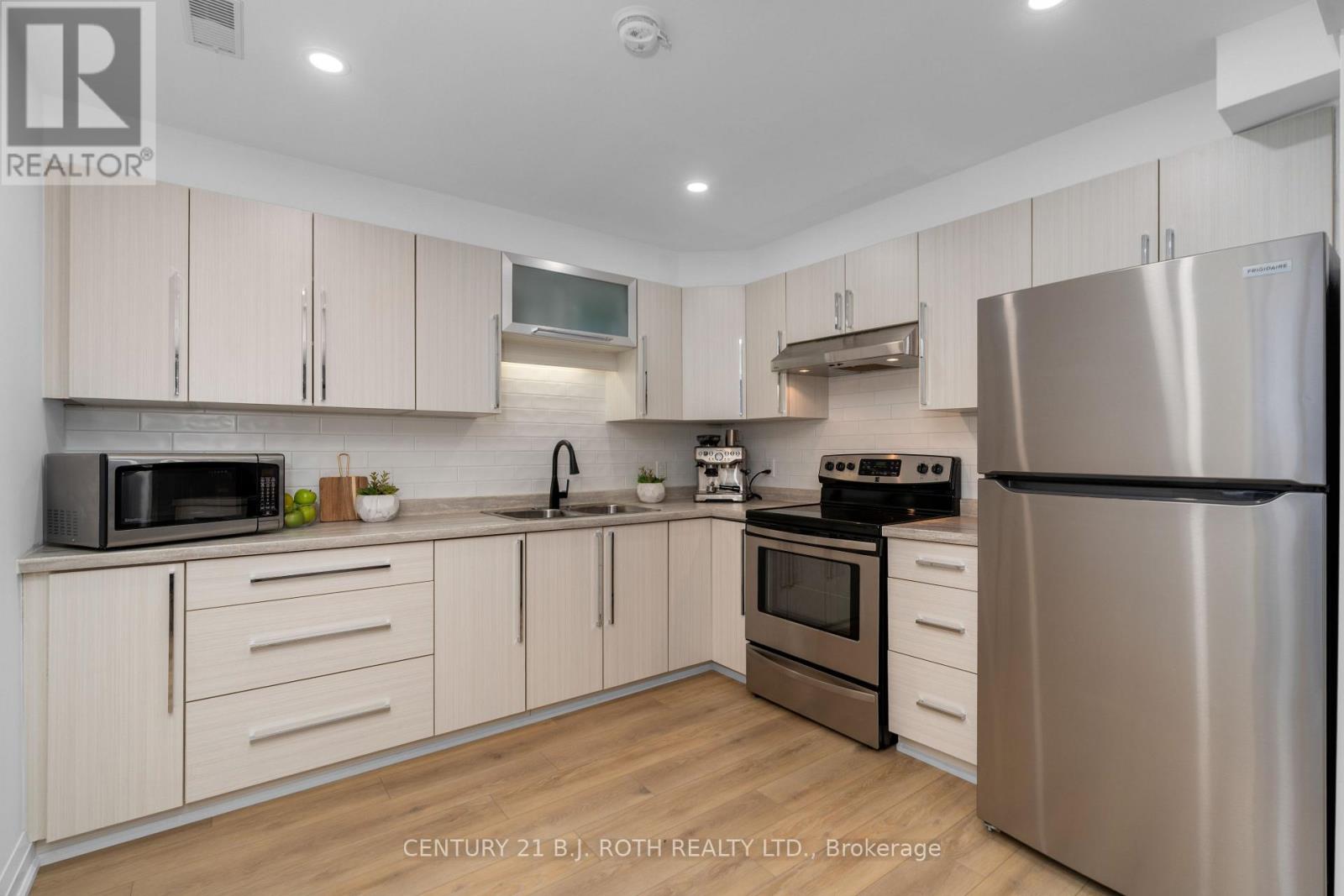 14 Brookfield Crescent, Barrie, Ontario  L4N 9R4 - Photo 25 - S12576878