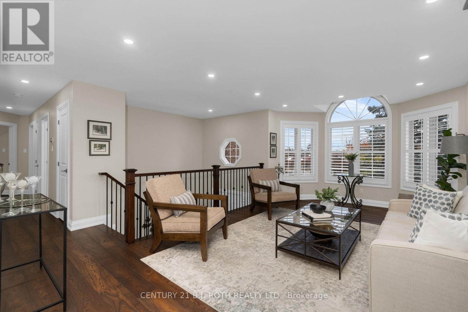 14 Brookfield Crescent, Barrie, Ontario  L4N 9R4 - Photo 3 - S12576878