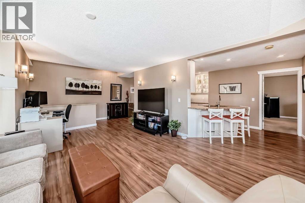 704, 39 Hidden Creek Place Nw, Calgary, Alberta  T3A 6B9 - Photo 8 - A2260445