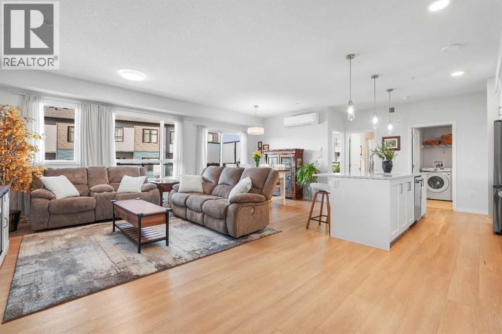 1203, 42 Cranbrook Gardens Se, Calgary, Alberta  T3M 3P9 - Photo 4 - A2269195