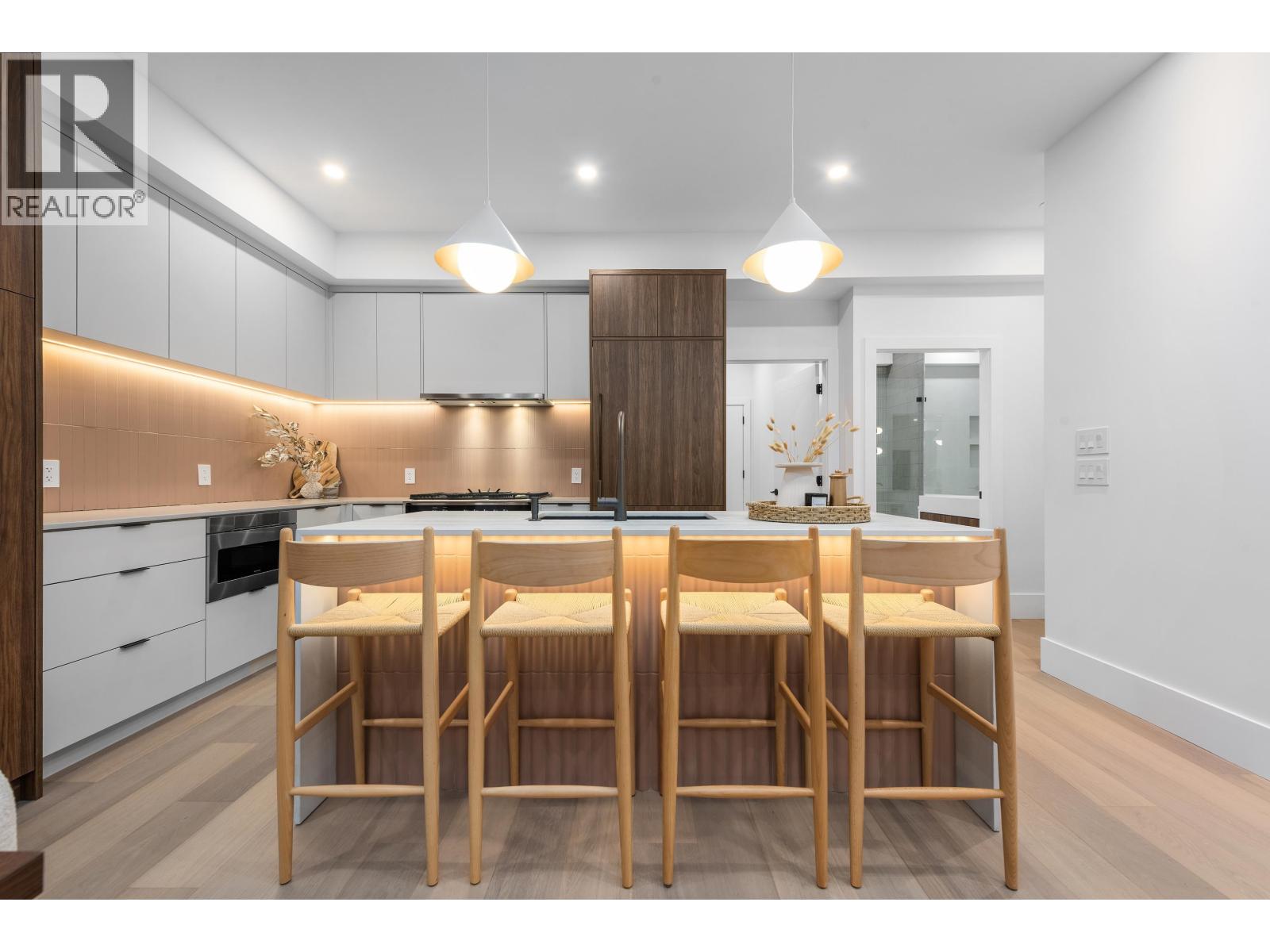 2 273 W 17th Avenue, Vancouver, British Columbia  V5Y 1Z9 - Photo 4 - R3069767