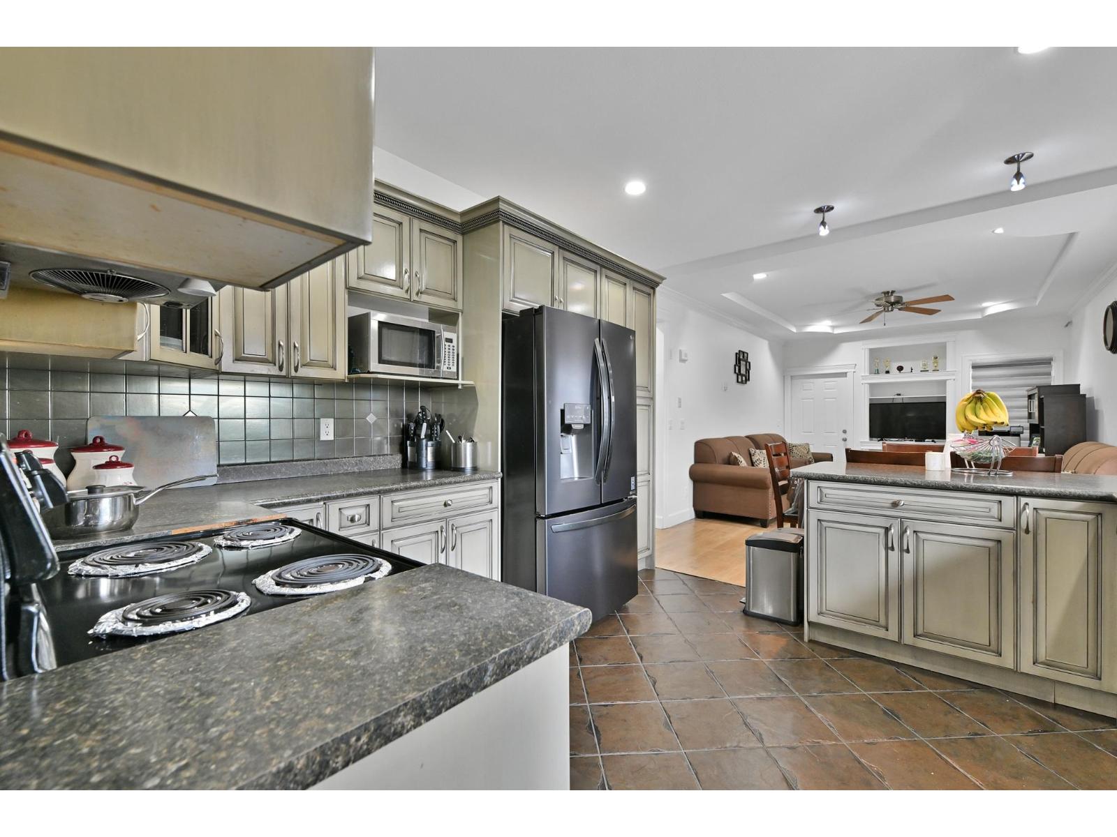 3490 Thurston Place, Abbotsford, British Columbia  V2T 6Z3 - Photo 15 - R3069905