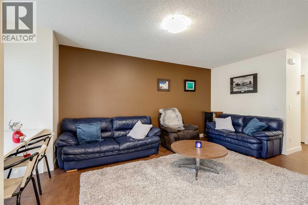 704, 2445 Kingsland Road Se, Airdrie, Alberta  T4A 0B5 - Photo 3 - A2272355