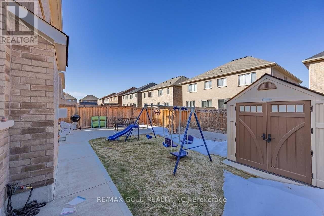 21 Parity Road, Brampton, Ontario  L6X 0Z3 - Photo 12 - W12576850