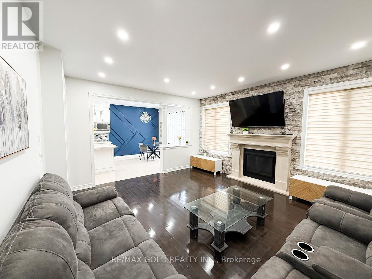 21 Parity Road, Brampton, Ontario  L6X 0Z3 - Photo 6 - W12576850