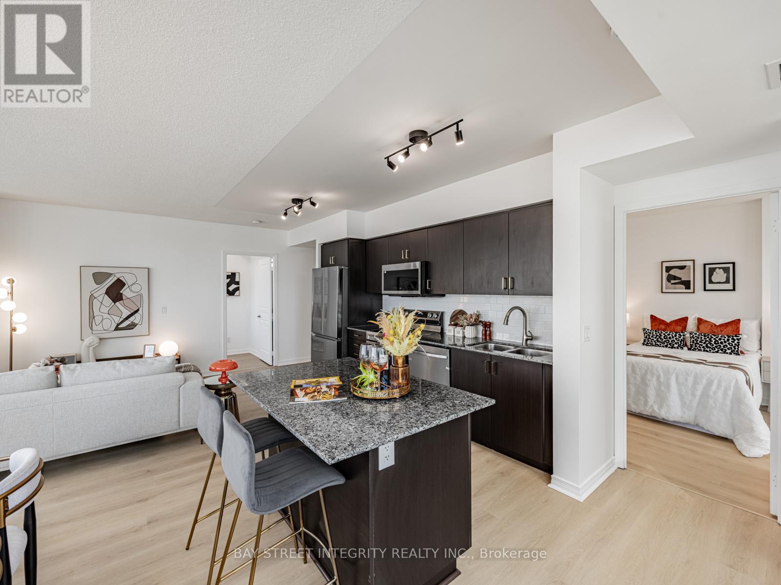 2706 - 2230 Lakeshore Boulevard W, Toronto, Ontario  M8V 0B2 - Photo 9 - W12576864