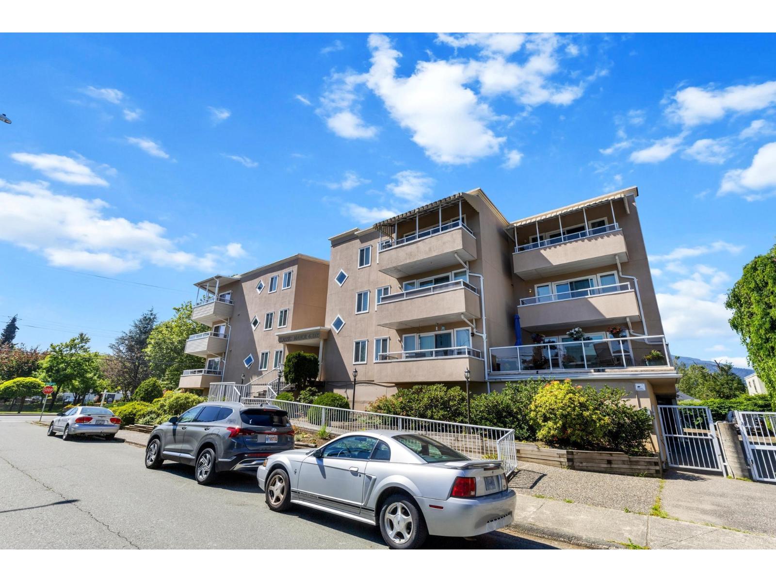 302 46005 Bole Avenue, Chilliwack Proper East, Chilliwack, British Columbia  V2P 7W7 - Photo 3 - R3070011