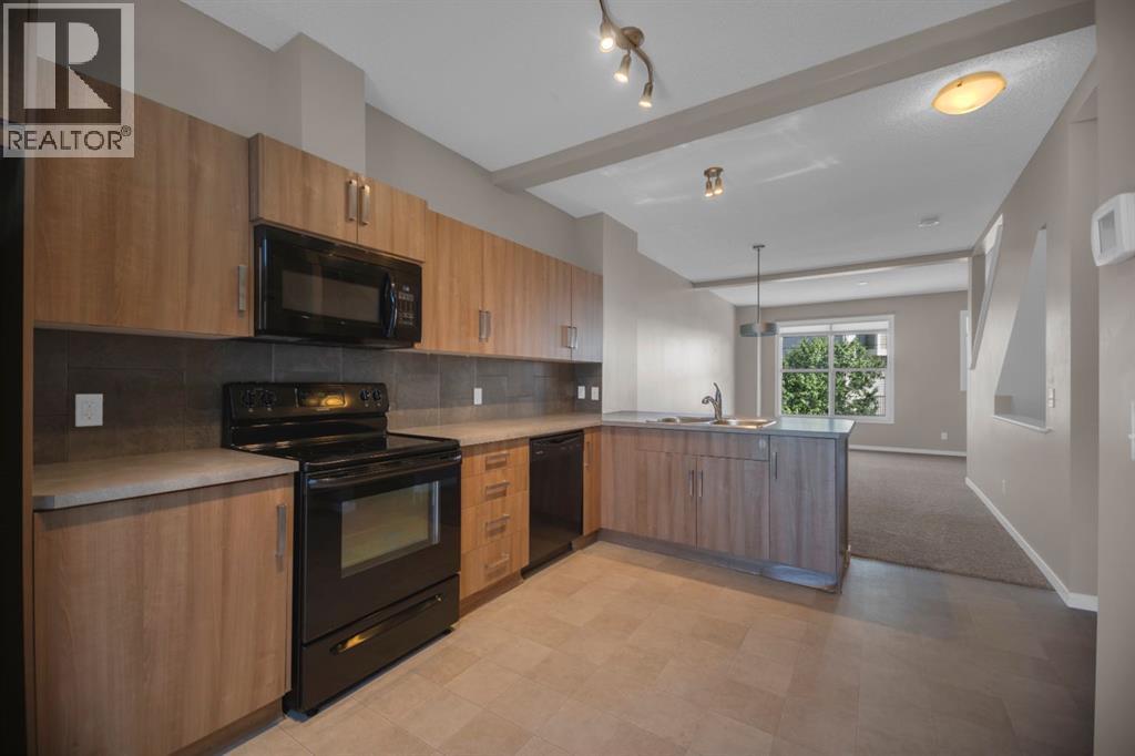 136 New Brighton Point Se, Calgary, Alberta  T2Z 1B7 - Photo 8 - A2260559