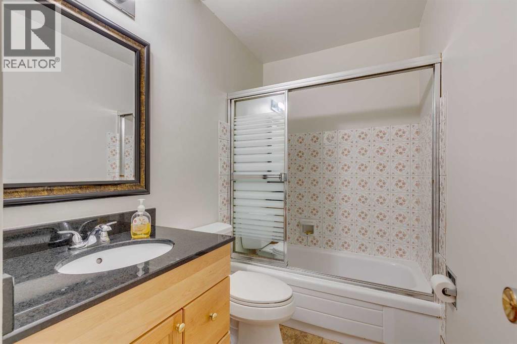 4 Lake Huron Place Se, Calgary, Alberta  T2J 5H9 - Photo 17 - A2270662