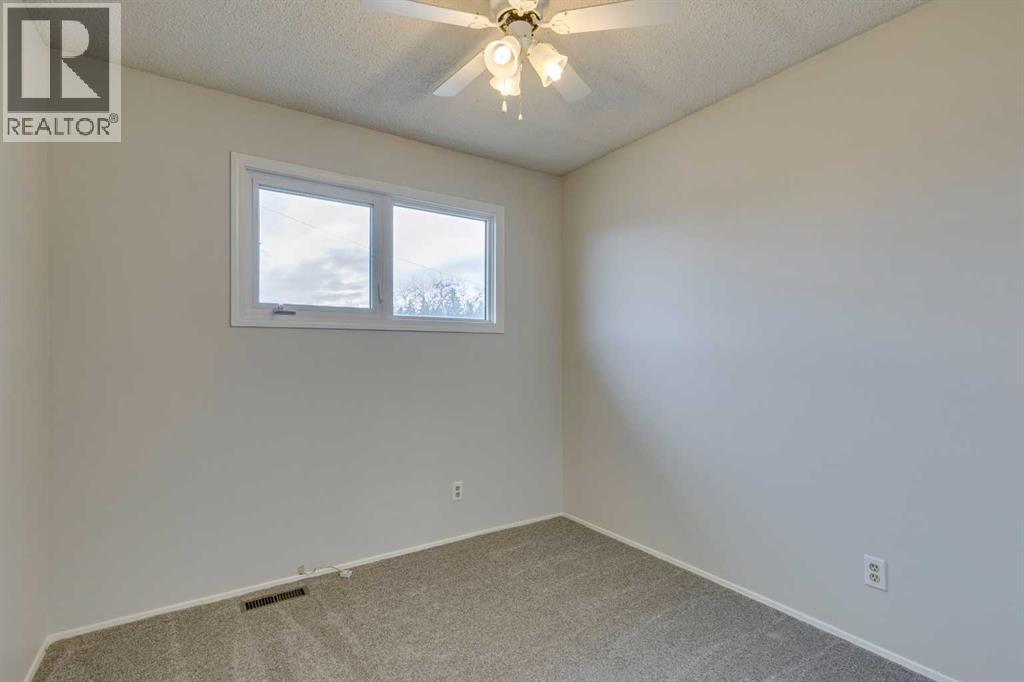 4 Lake Huron Place Se, Calgary, Alberta  T2J 5H9 - Photo 20 - A2270662