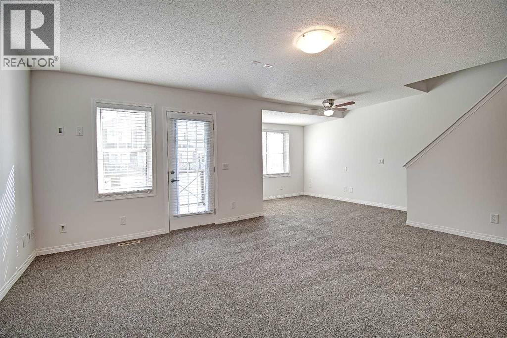 221 Hillcrest Gardens Sw, Airdrie, Alberta  T4B 4J2 - Photo 12 - A2258738