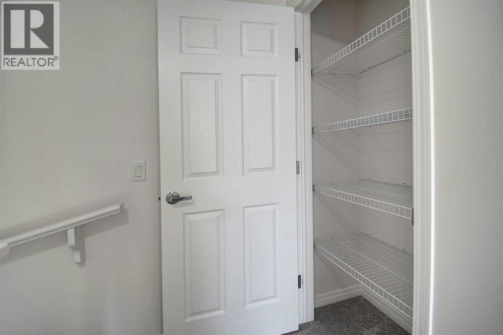 221 Hillcrest Gardens Sw, Airdrie, Alberta  T4B 4J2 - Photo 28 - A2258738