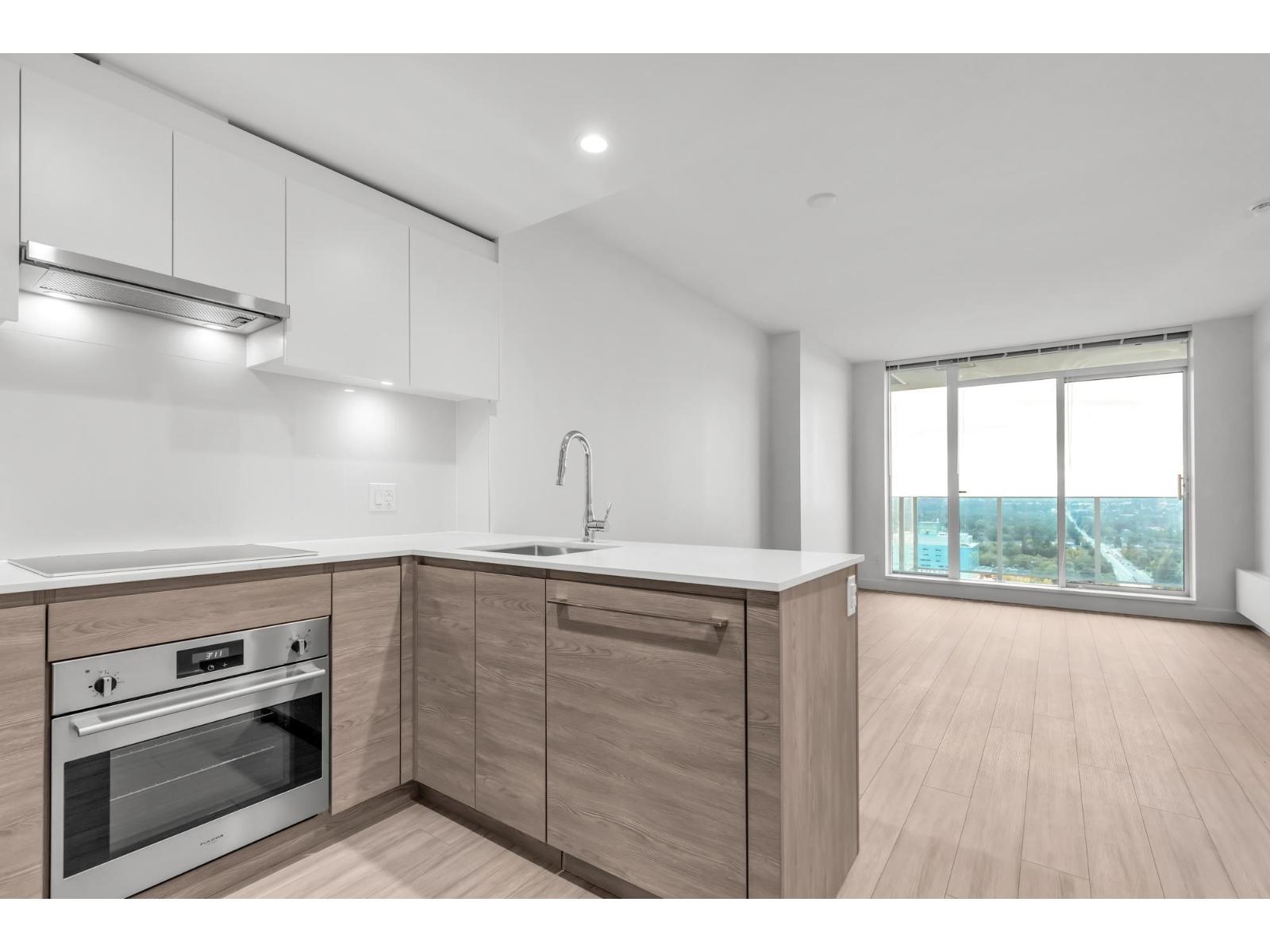 2702 13615 Fraser Highway, Surrey, British Columbia  V3T 0P7 - Photo 9 - R3069816